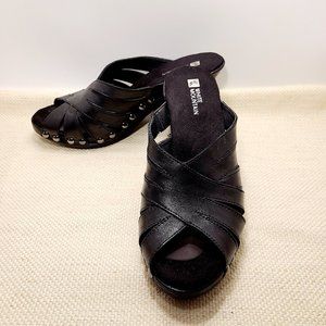 WHITE MOUNTAIN Black Leather Sandals